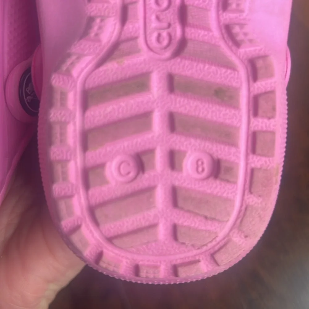 CROCS Kids Fuzzy Lined Vibrant Pink Size 8c